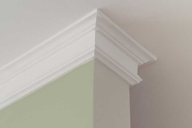 We like to pay special care to attention to detail on all molding and carpentry projects.